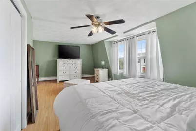 86 Mowry Avenue, East Providence, RI 02914 - Photo 35