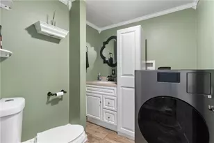 86 Mowry Ave, East Providence, RI 02914 - Photo 25