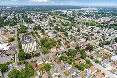 86 Mowry Avenue, East Providence, RI 02914 - Photo 47