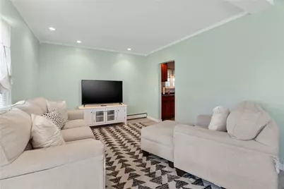 86 Mowry Avenue, East Providence, RI 02914 - Photo 9