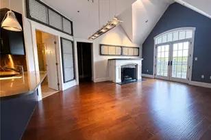 1000 Chapel View Blvd, Cranston, RI 02920 - Photo 9