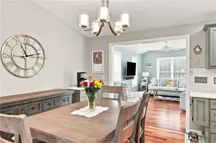 77 Capwell Ave, Woonsocket, RI 02895 - Photo 17