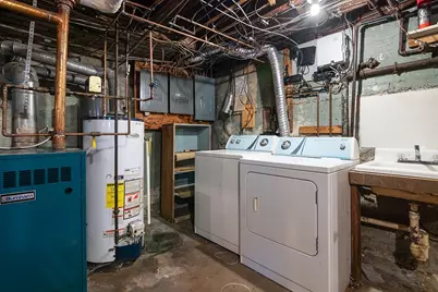 389 Pontiac Avenue, Cranston, RI 02910 - Photo 25