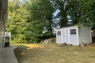 9 Violet St, Johnston, RI 02919 - Photo 5