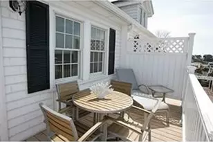 44 Bay St, Westerly, RI 02891 - Photo 5