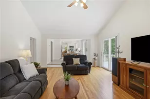 136 Holly Hills Ln, North Kingstown, RI 02874 - Photo 11