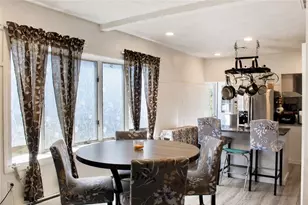 31 Yeoman Ave, Cranston, RI 02920 - Photo 15