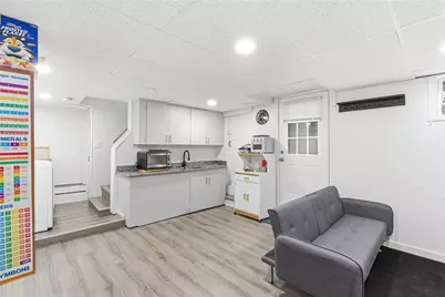 31 Yeoman Avenue, Cranston, RI 02920 - Photo 21