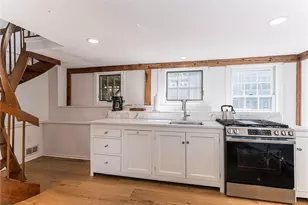 17 E Hills Rd, Westerly, RI 02891 - Photo 33