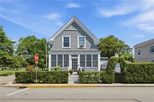 40 W Narragansett Ave, Newport, RI 02840 - Photo 1