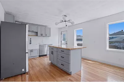 902 Main Street, West Warwick, RI 02893 - Photo 9