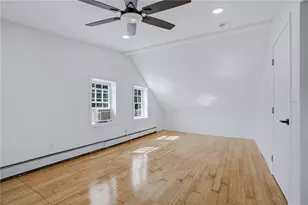 902 Main St, West Warwick, RI 02893 - Photo 23