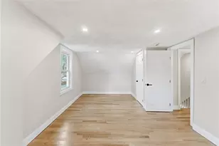 228 London Ave, Pawtucket, RI 02861 - Photo 19