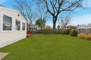 228 London Ave, Pawtucket, RI 02861 - Photo 33