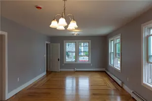 10 Island Ave, East Providence, RI 02916 - Photo 7