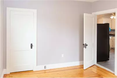 10 Island Avenue, East Providence, RI 02916 - Photo 11