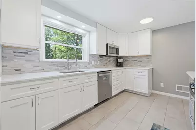 15 Austin Drive, Cumberland, RI 02864 - Photo 5