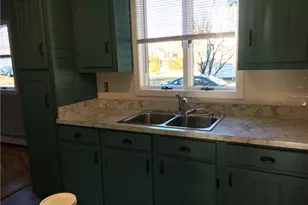 158 Slater Park Ave, Pawtucket, RI 02861 - Photo 9