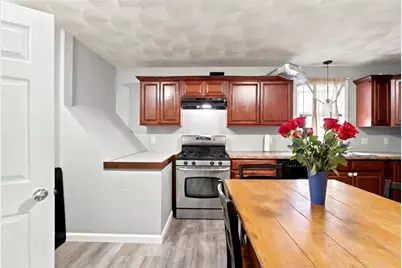 98 Oakland Avenue, Providence, RI 02908 - Photo 21