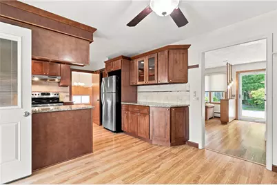19 Benson Avenue, Warwick, RI 02888 - Photo 3