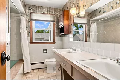 19 Benson Avenue, Warwick, RI 02888 - Photo 11
