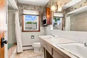 19 Benson Ave, Warwick, RI 02888 - Photo 11