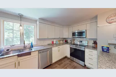 70 Sherman Avenue, North Providence, RI 02911 - Photo 15