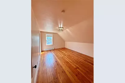 87 Rockland Avenue, Woonsocket, RI 02895 - Photo 9