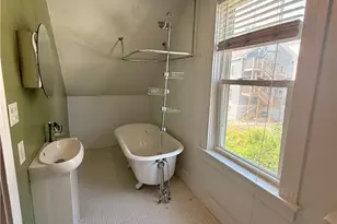 87 Rockland Ave, Woonsocket, RI 02895 - Photo 11