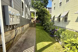 87 Rockland Ave, Woonsocket, RI 02895 - Photo 15
