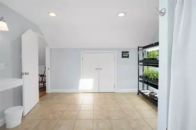 3 Harold Street, Newport, RI 02840 - Photo 25