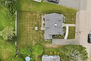 33 Nicholson Crescent, Middletown, RI 02842 - Photo 41