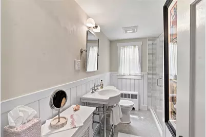 33 Nicholson Crescent, Middletown, RI 02842 - Photo 23