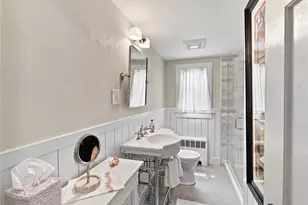 33 Nicholson Crescent, Middletown, RI 02842 - Photo 23