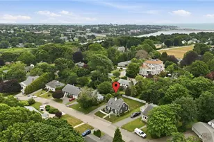 33 Nicholson Crescent, Middletown, RI 02842 - Photo 7