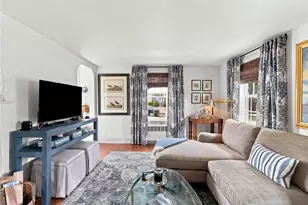 33 Nicholson Crescent, Middletown, RI 02842 - Photo 15