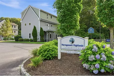 12 Park Avenue #8, Narragansett, RI 02882 - Photo 5