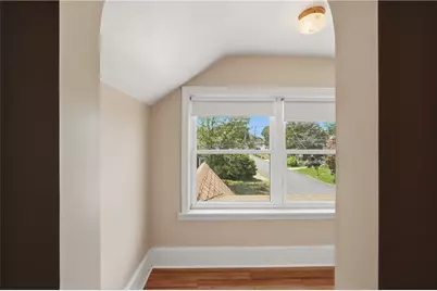 236 Becker Avenue, East Providence, RI 02915 - Photo 27