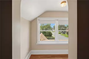 236 Becker Ave, East Providence, RI 02915 - Photo 27