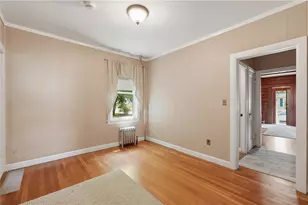 236 Becker Ave, East Providence, RI 02915 - Photo 37