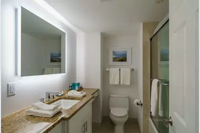 38 Bay Street #W301, Westerly, RI 02891 - Photo 5