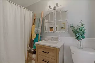 67 Perry St, Newport, RI 02840 - Photo 17