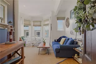 67 Perry St, Newport, RI 02840 - Photo 3