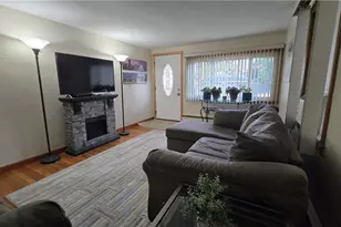 31 Funston Ave, Providence, RI 02908 - Photo 5