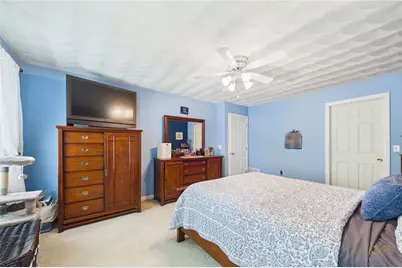 152 Concord Avenue, Cranston, RI 02910 - Photo 23