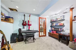 152 Concord Ave, Cranston, RI 02910 - Photo 31