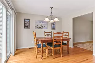 351 New London Ave, Warwick, RI 02886 - Photo 9