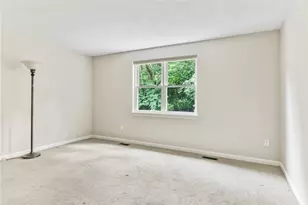 351 New London Ave, Warwick, RI 02886 - Photo 23