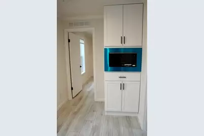 1346 Newport Avenue, Attleboro, MA 02703 - Photo 7