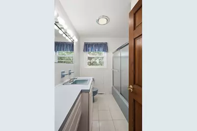 251 Madeleine Avenue, Woonsocket, RI 02895 - Photo 15